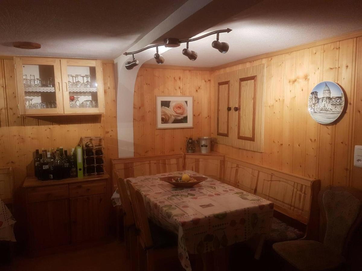 דיסנטיס Walser Chalet Casa Paterna מראה חיצוני תמונה