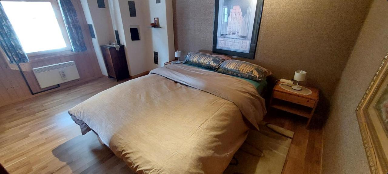 דיסנטיס Walser Chalet Casa Paterna מראה חיצוני תמונה